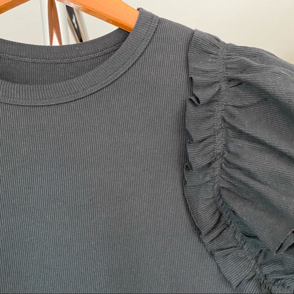 Simply Cute Ruffle Short Sleeve Pull-on Rib Top Black Size Large - Picture 3 of 8
